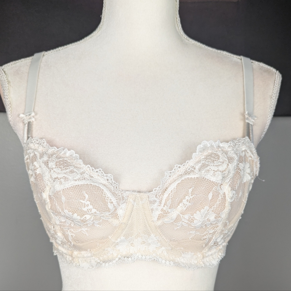 Victoria's secret cream and white bra